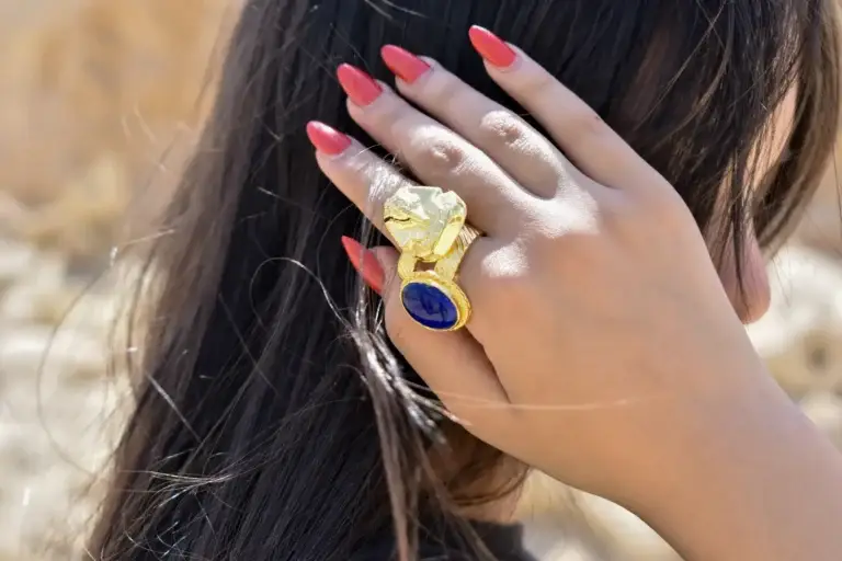 queen hatshepsut gold plated copper ring with blue resin